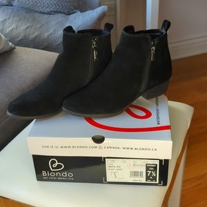 Blondo waterproof suede booties
